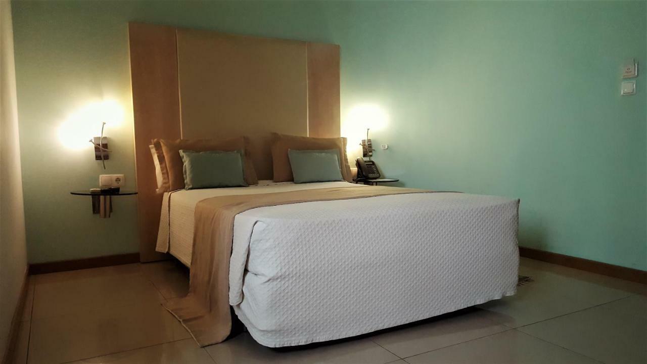 Sol Hotel Прайя Экстерьер фото
